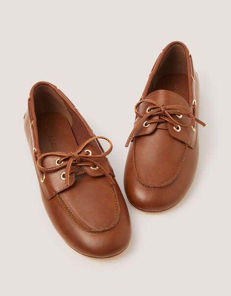 Piper Boat Shoes, Brown (CHOCOLATE), large