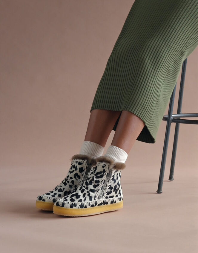 Laidback London Setsu Leopard Print Ankle Boots, Leopard (LEOPARD), large